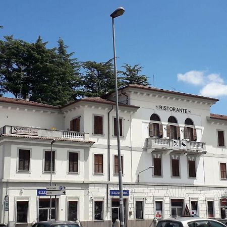 La Tenuta Di Bacco Hotel Colleferro Bagian luar foto