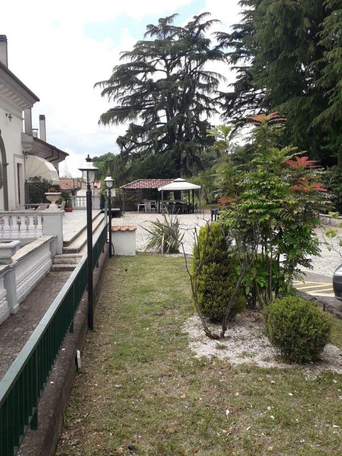 La Tenuta Di Bacco Hotel Colleferro Bagian luar foto